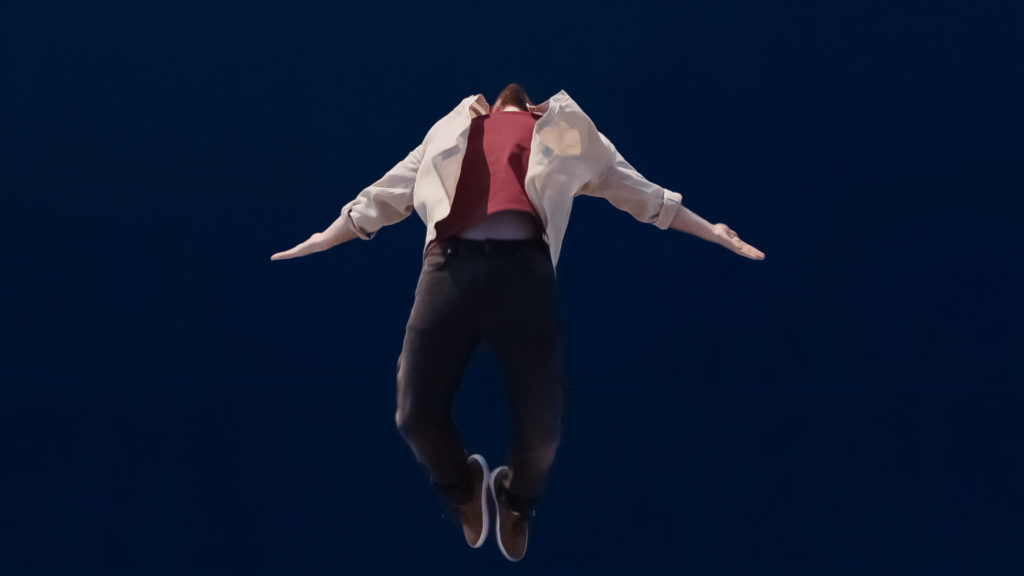 Men doing a salto